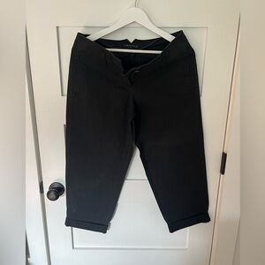 Theory cropped pant with cuff.